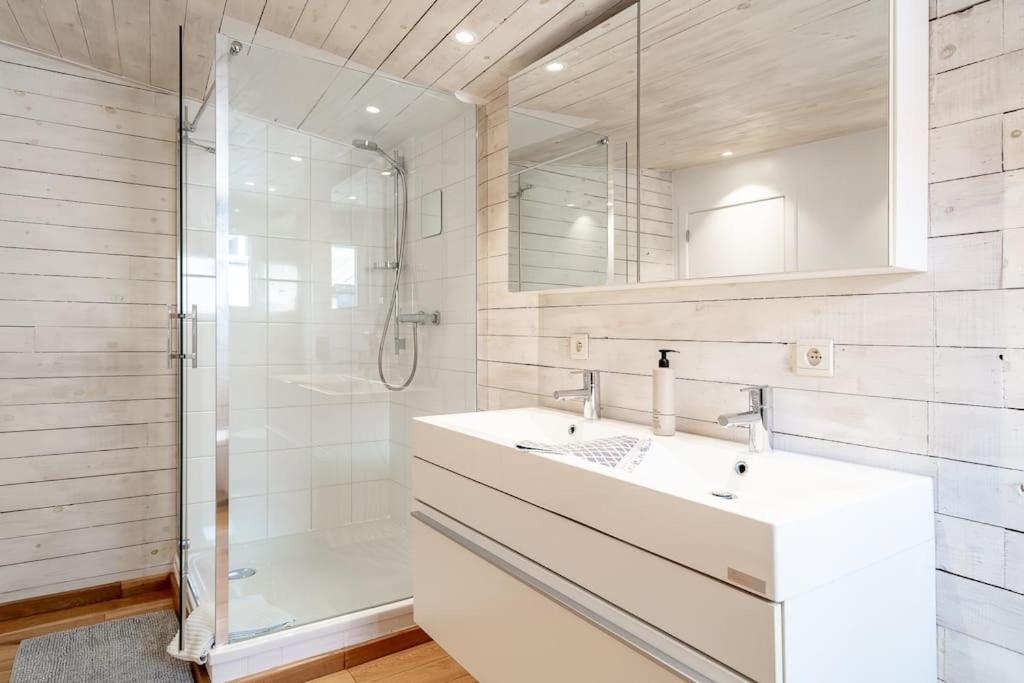 The Bruges Belfry View Apartment Екстериор снимка